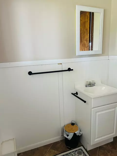 Bath - 7405 E Fremont, Shepherd, MI 48883 photo 6 of 6