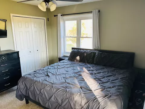 Bedroom - 7405 E Fremont, Shepherd, MI 48883 photo 3 of 7