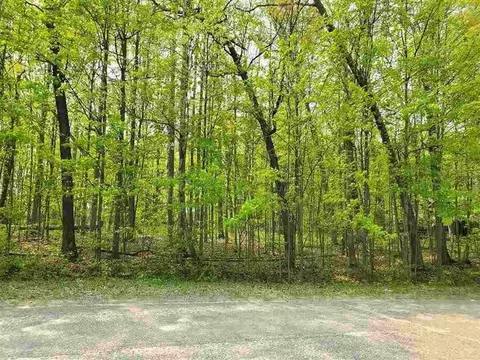 NNN Home Acres #13, Houghton Lake, MI 48629