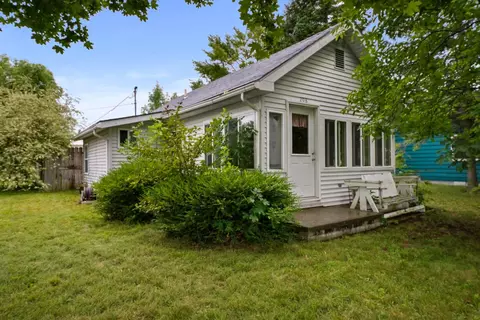 208 Lake, Elk Rapids, MI 49629