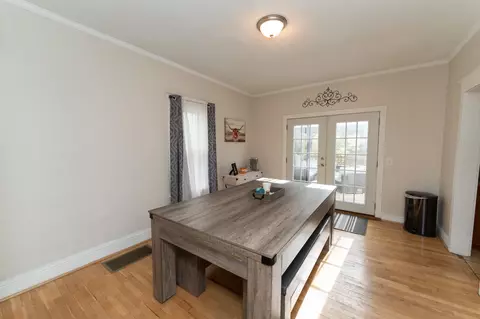 Dining - 402 E High, Mount Pleasant, MI 48858 photo 1 of 2