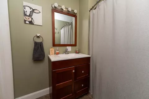Bath - 402 E High, Mount Pleasant, MI 48858 photo 5 of 5