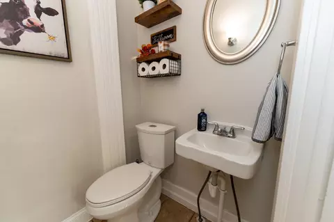 Bath - 402 E High, Mount Pleasant, MI 48858 photo 2 of 5