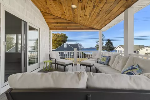 Exterior - 87 S S Ctr, Beulah, MI 49617 photo 6 of 13