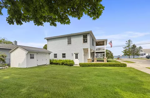 Exterior - 87 S S Ctr, Beulah, MI 49617 photo 11 of 13