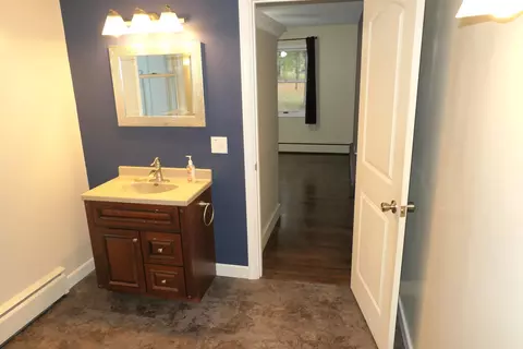 Bath - 1567 Howard City Edmore, Edmore, MI 48829 photo 2 of 3