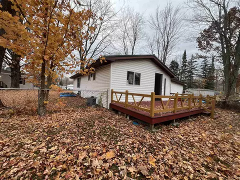 303 Arbutus, Cadillac, MI 49601