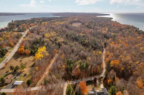00 Manitou, Eastport, MI 49627