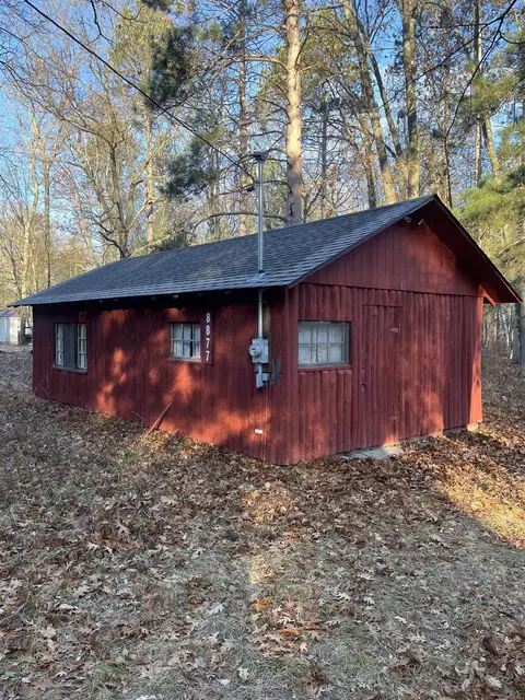 8877 E Gillow, Merritt, MI 49667