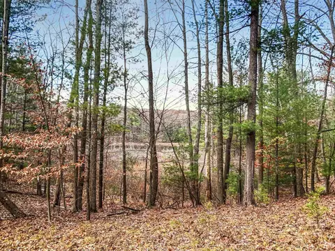 2999 N Arbutus Lk, Traverse City, MI 49696