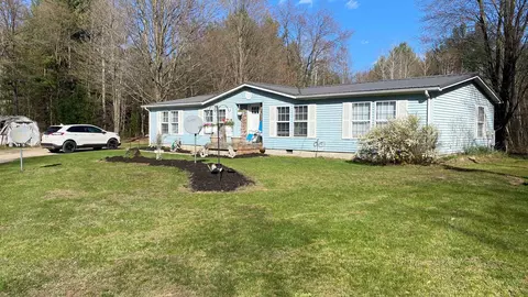 1261 SE County Line, Shepherd, MI 48883 photo 2