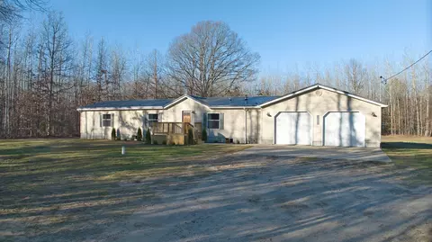4934 W Olson, Shepherd, MI 48883