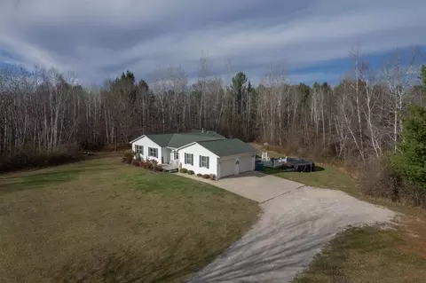 3030 W W Pr, Shepherd, MI 48883 photo 4