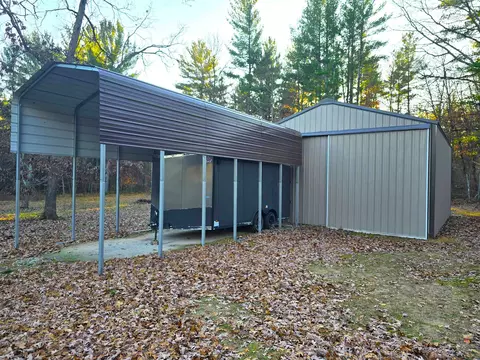 7732 Us-131, Fife Lake, MI 49633