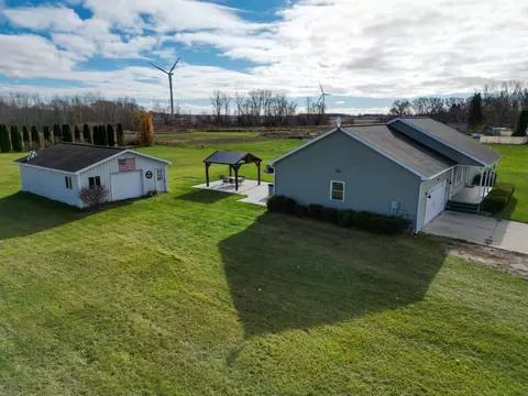 7565 S Wise, Shepherd, MI 48883 photo 4