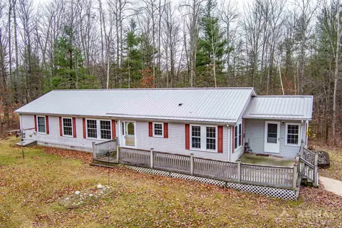 6130 Maple Rdg, Alger, MI 48610