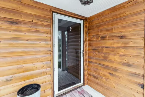 Exterior - 325 E North, Ithaca, MI 48847 photo 2 of 9