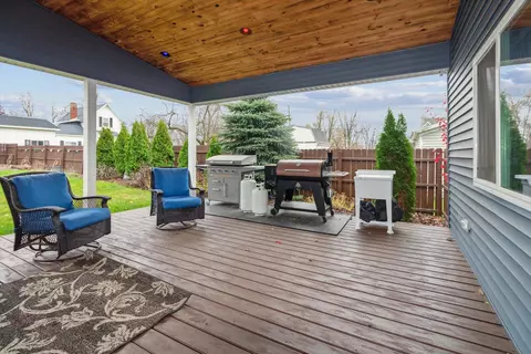 Exterior - 325 E North, Ithaca, MI 48847 photo 4 of 9