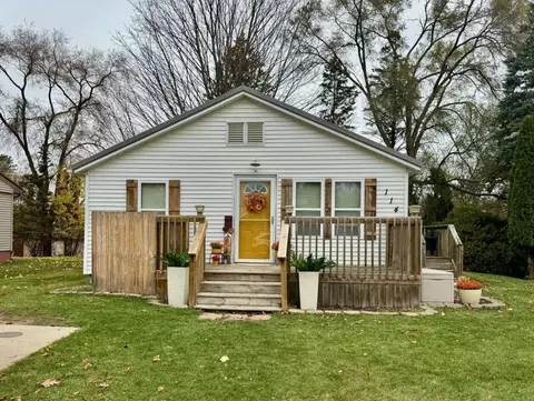 114 W Elizabeth, Alma, MI 48801