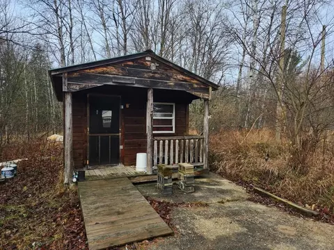 6473 Maplehill, Fife Lake, MI 49633