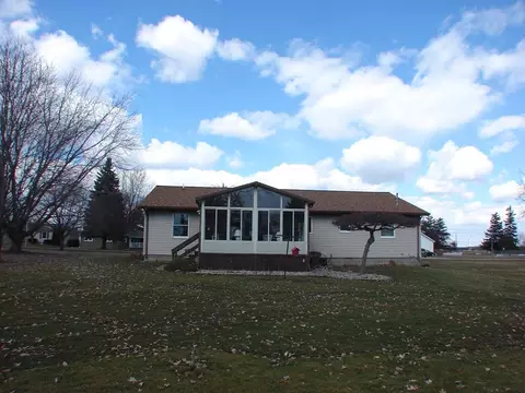 610 E Arcada, Ithaca, MI 48847 photo 23