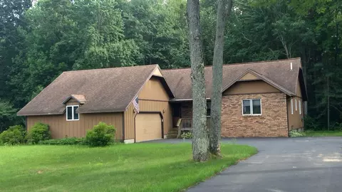 9609 Chateau, Interlochen, MI 49643