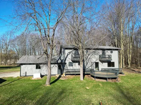 Exterior - 5636 W Fillmore, Ithaca, MI 48847 photo 3 of 4