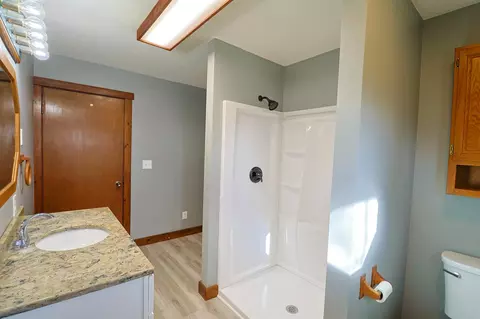 Bath - 5636 W Fillmore, Ithaca, MI 48847 photo 1 of 2