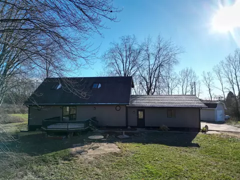 Exterior - 5636 W Fillmore, Ithaca, MI 48847 photo 2 of 4