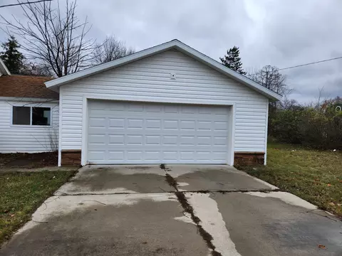 401 Ogemaw, Grayling, MI 49738 photo 33