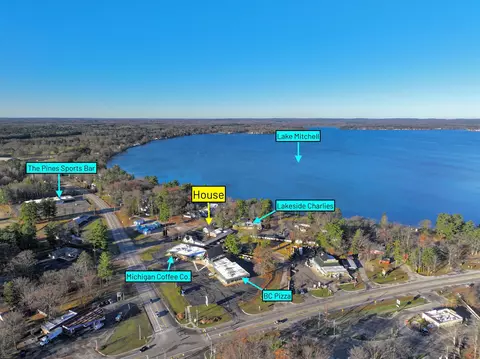 2820 Sunnyside, Cadillac, MI 49601