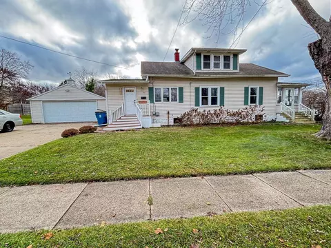 103 Maple, Parchment, MI 49004