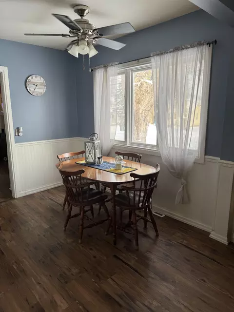 Dining - 103 Maple, Parchment, MI 49004 photo 1 of 1