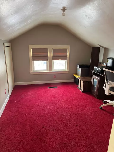 Bedroom - 103 Maple, Parchment, MI 49004 photo 3 of 4