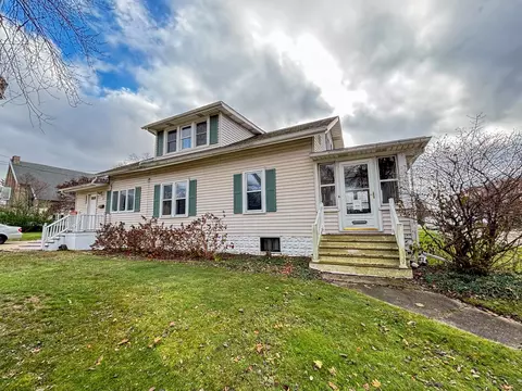 Exterior - 103 Maple, Parchment, MI 49004 photo 2 of 4