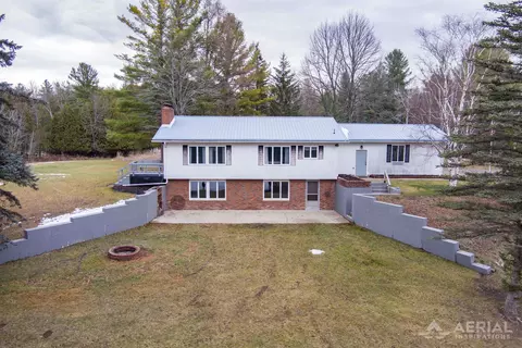 2774 Maes, West Branch, MI 48661