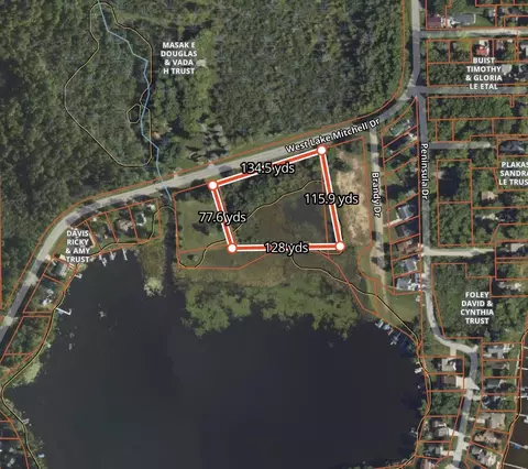 000 W Lake Mitchell, Cadillac, MI 49601