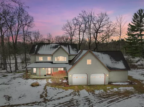 11074 E 32 12, Cadillac, MI 49601