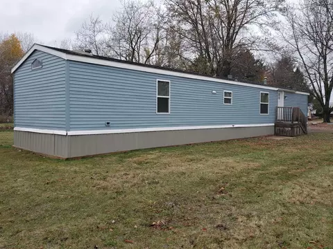 Exterior - 525 W Gilson, Edmore, MI 48829 photo 1 of 3