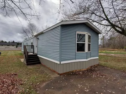 Other - 525 W Gilson, Edmore, MI 48829 photo 2 of 4