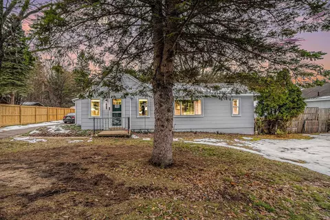 2810 Holiday, Traverse City, MI 49686