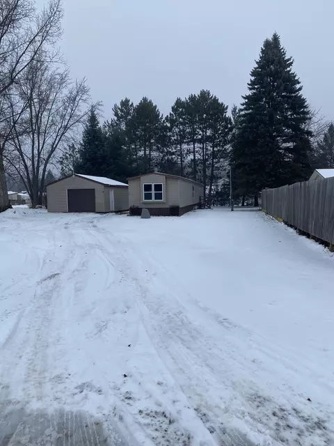 6266 W Fairlane, Lake City, MI 49651