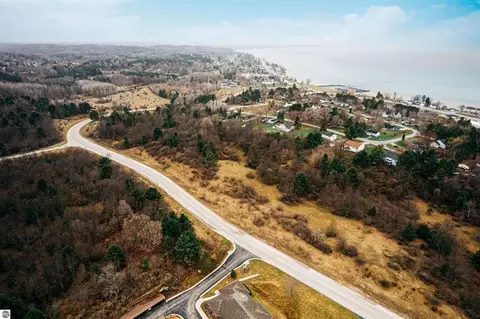 Mt Hope, Williamsburg, MI 49690 photo 4