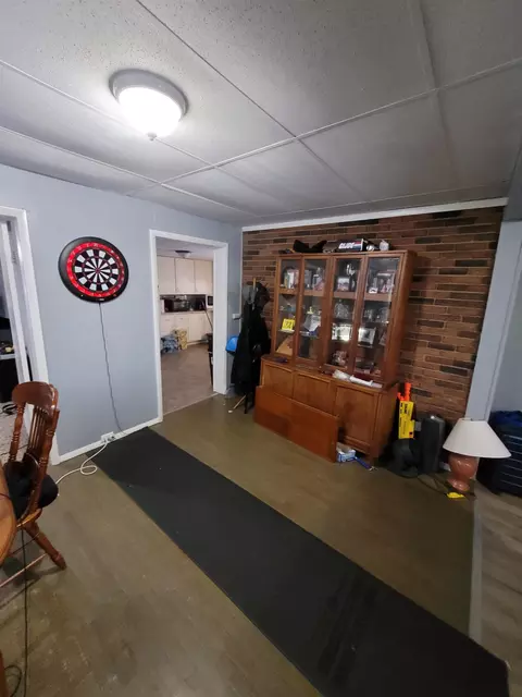 Entry Way - 236 Ely, Alma, MI 48801 photo 2 of 4