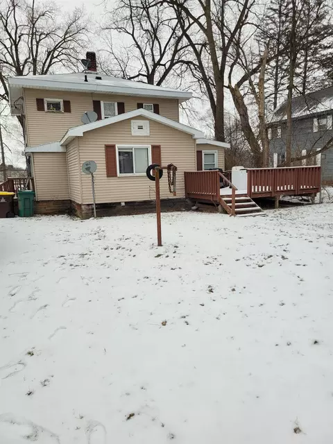 Exterior - 236 Ely, Alma, MI 48801 photo 2 of 3