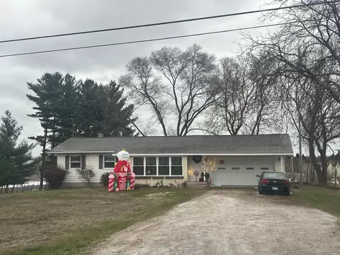 6735 M-72 E, Williamsburg, MI 49690 photo 4