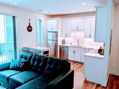 139 Eighth #106, Traverse City, MI 49684