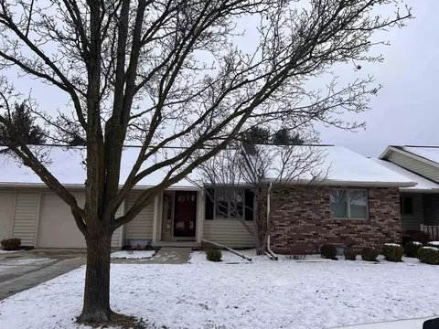 230 Peachwood, Mount Pleasant, MI 48858