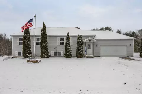 8480 King Arthurs, Kingsley, MI 49649