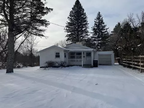 426 Whaley, Cadillac, MI 49601